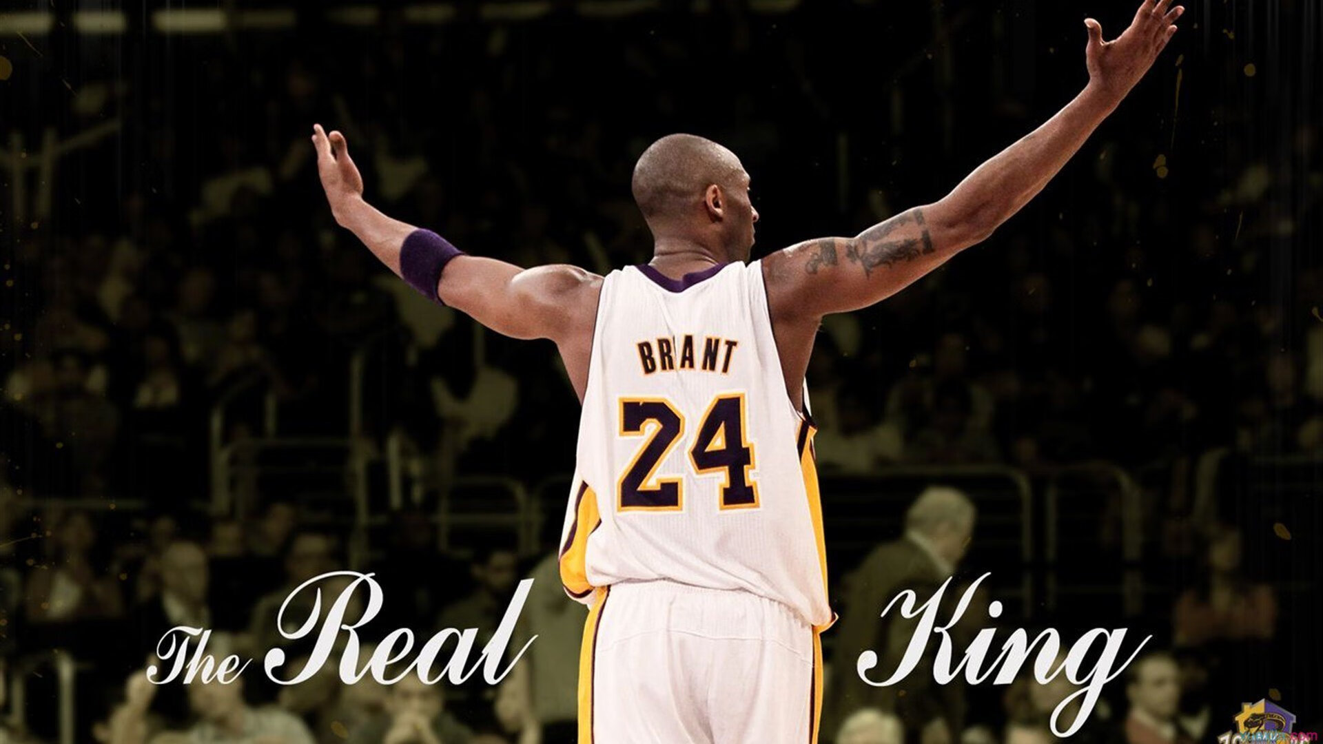 九游体育平台-球迷自制战术分析视频走红社交平台体现民间分析水平，自制足球战术板